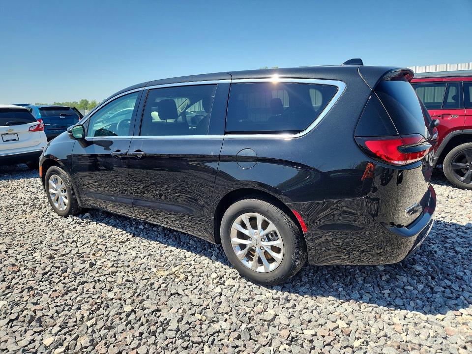Auction sale of the 2023 Chrysler Pacifica, vin: 2C4RC3BGXPR545553, lot number: 60795016
