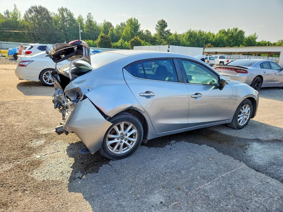 60840876 :رقم المزاد ، JM1BM1U7XG1277172 vin ، 2016 Mazda 3 مزاد بيع