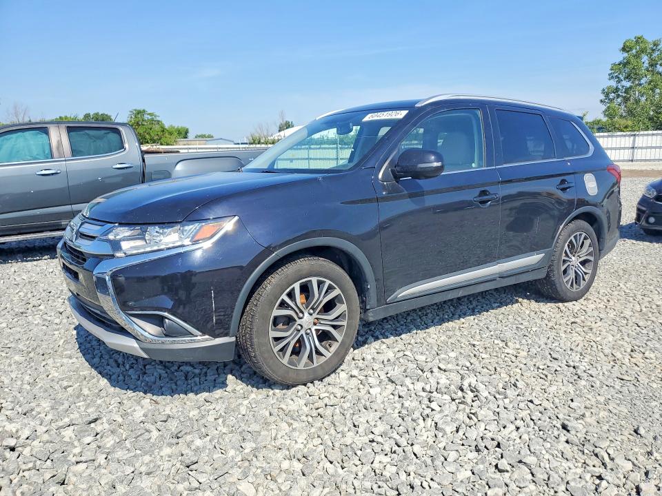 60451926 :رقم المزاد ، JA4AZ3A3XJZ000566 vin ، 2018 Mitsubishi Outlander مزاد بيع