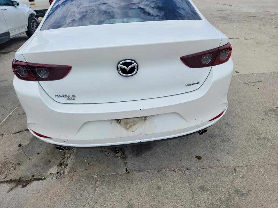 Продажа на аукционе авто 2019 Mazda 3, vin: JM1BPBAM7K1118786, номер лота: 60033936