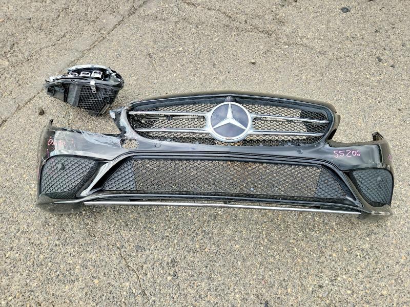 61685576 :رقم المزاد ، 55SWF8EB1KU316883 vin ، 2019 Mercedes-benz C مزاد بيع