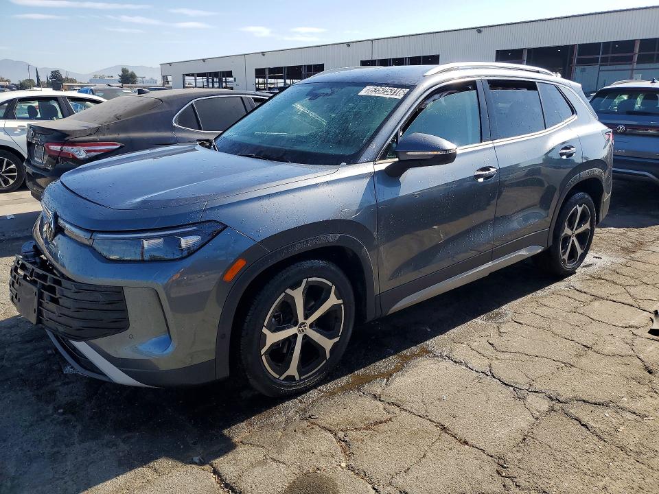 62525316 :رقم المزاد ، 3VVFR7RMXTM062698 vin ، 2026 Volkswagen Tiguan مزاد بيع