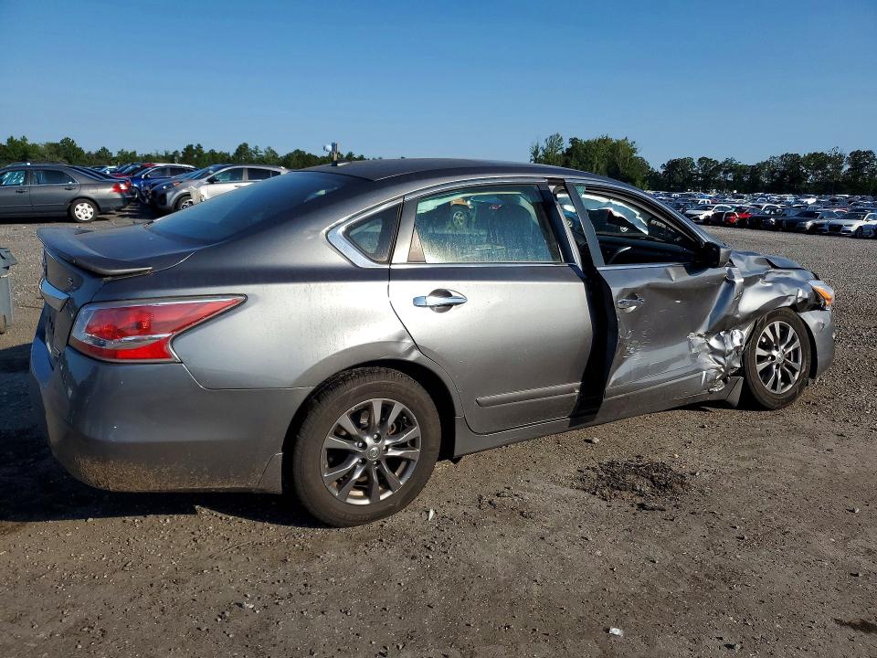 2015 Nissan Altima მანქანა იყიდება აუქციონზე, vin: 1N4AL3AP0FC582378, აუქციონის ნომერი: 63182936