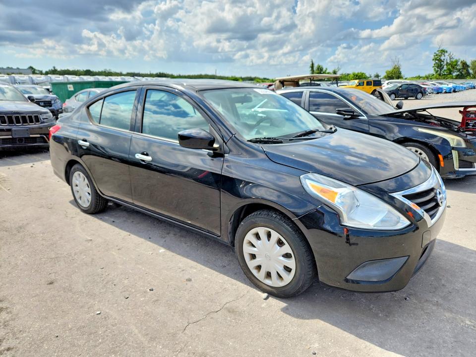 Продажа на аукционе авто 2017 Nissan Versa, vin: 3N1CN7AP0HL845998, номер лота: 62054606