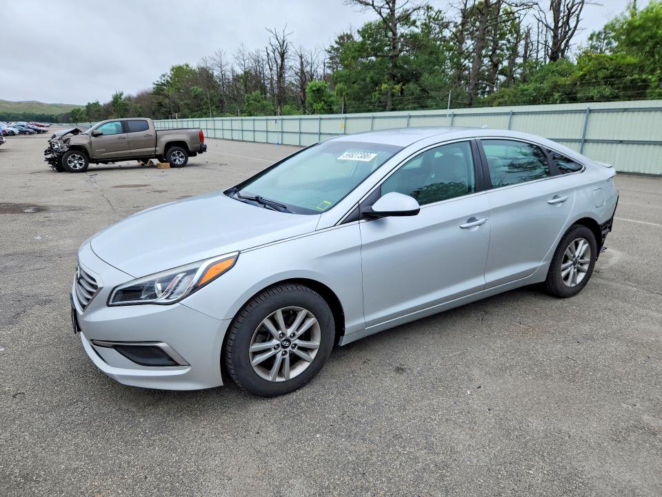 2017 Hyundai Sonata მანქანა იყიდება აუქციონზე, vin: 5NPE24AF3HH581941, აუქციონის ნომერი: 59827386