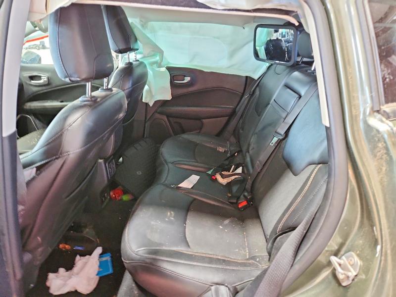 59983886 :رقم المزاد ، 3C4NJDBB1KT670333 vin ، 2019 Jeep Compass مزاد بيع
