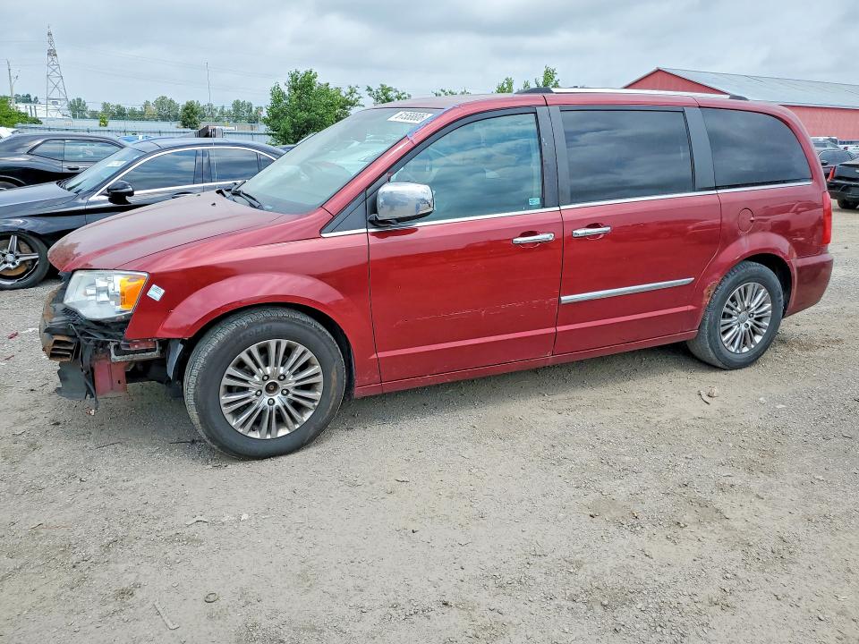 61558806 :رقم المزاد ، 2A4RR6DG8BR733407 vin ، 2011 Chrysler Town & Country مزاد بيع