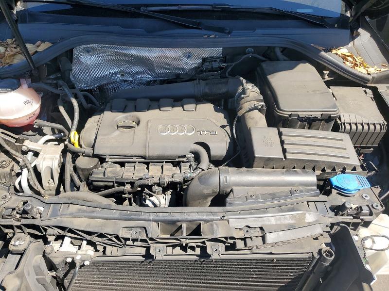 2018 Audi Q3 მანქანა იყიდება აუქციონზე, vin: WA1BCCFS6JR014910, აუქციონის ნომერი: 61774426