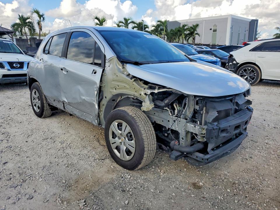 2018 Chevrolet Trax მანქანა იყიდება აუქციონზე, vin: 3GNCJKSB8JL260582, აუქციონის ნომერი: 62394796