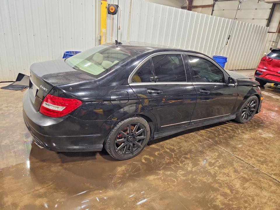 60366056 :رقم المزاد ، WDDGF8BB0CR230119 vin ، 2012 Mercedes-benz C مزاد بيع