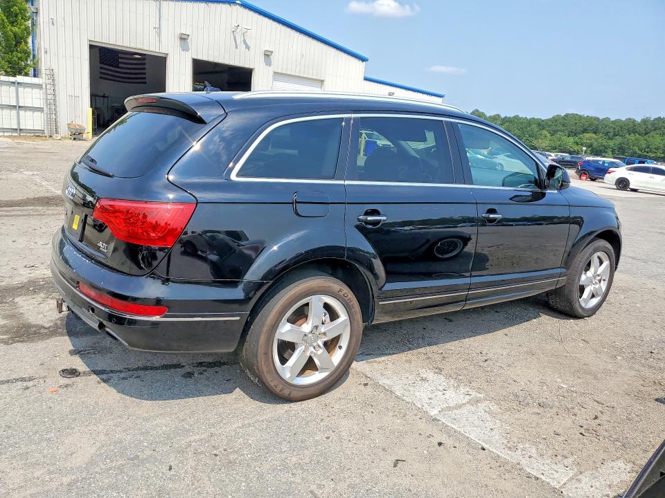 2015 Audi Q7 მანქანა იყიდება აუქციონზე, vin: WA1CGAFE2FD018111, აუქციონის ნომერი: 62997636