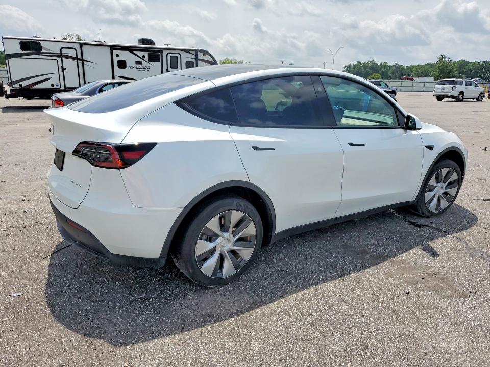 Продажа на аукционе авто 2023 Tesla Model Y, vin: 7SAYGDEE6PF793782, номер лота: 61558146