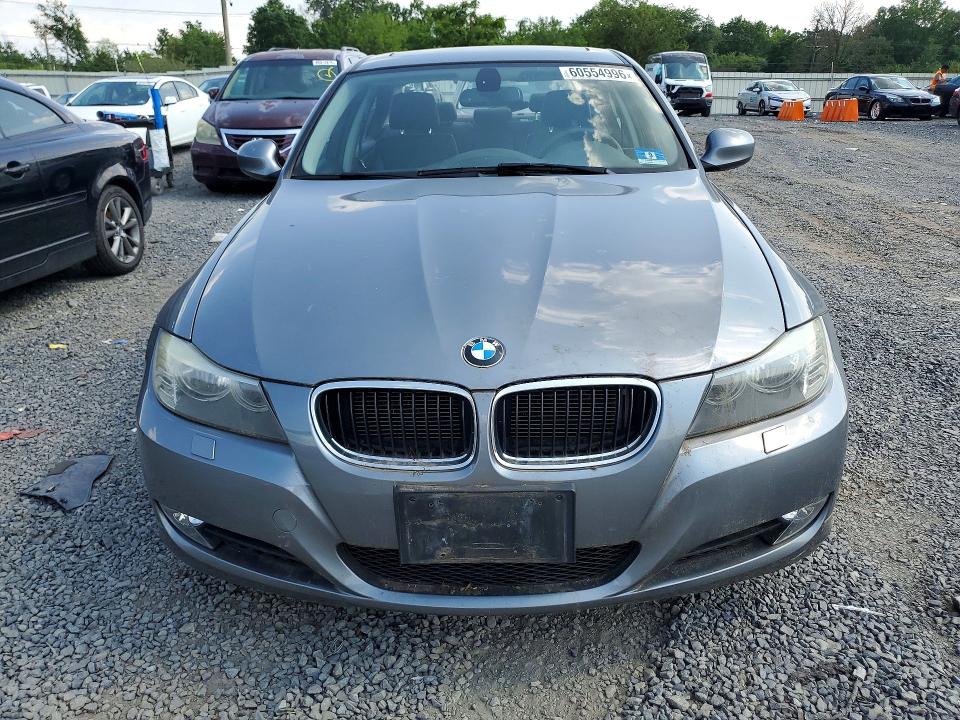 60554996 :رقم المزاد ، WBAPK5G53BNN28254 vin ، 2011 Bmw 328 مزاد بيع