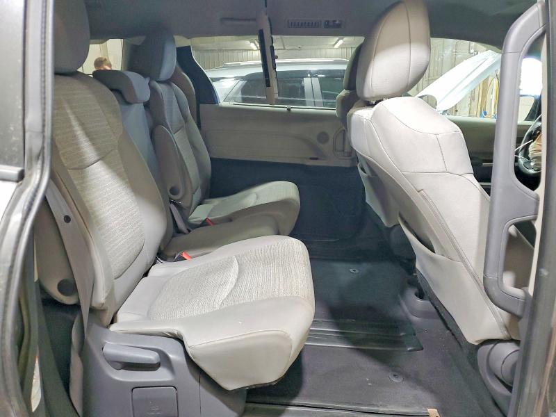 Продажа на аукционе авто 2021 Toyota Sienna, vin: 5TDKRKEC3MS036815, номер лота: 58210326