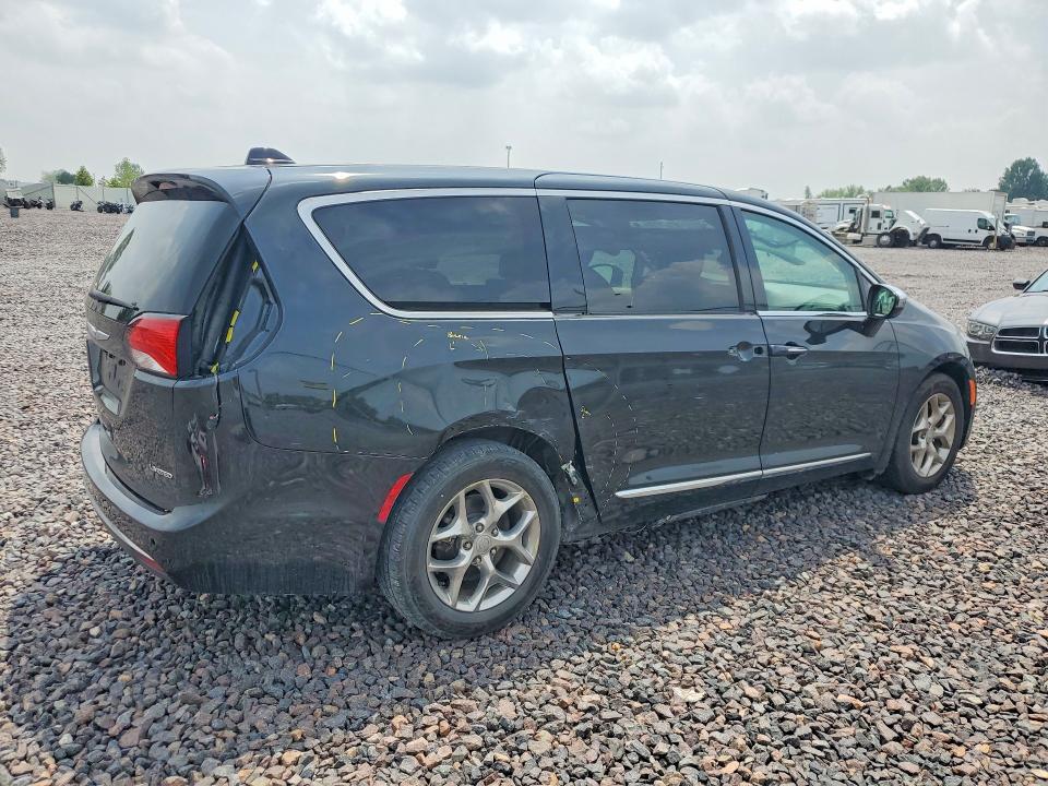 61505796 :رقم المزاد ، 2C4RC1GG0JR232953 vin ، 2018 Chrysler Pacifica مزاد بيع