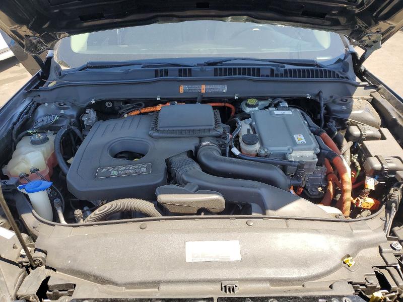 61706546 :رقم المزاد ، 3FA6P0SU0FR281429 vin ، 2015 Ford Fusion مزاد بيع