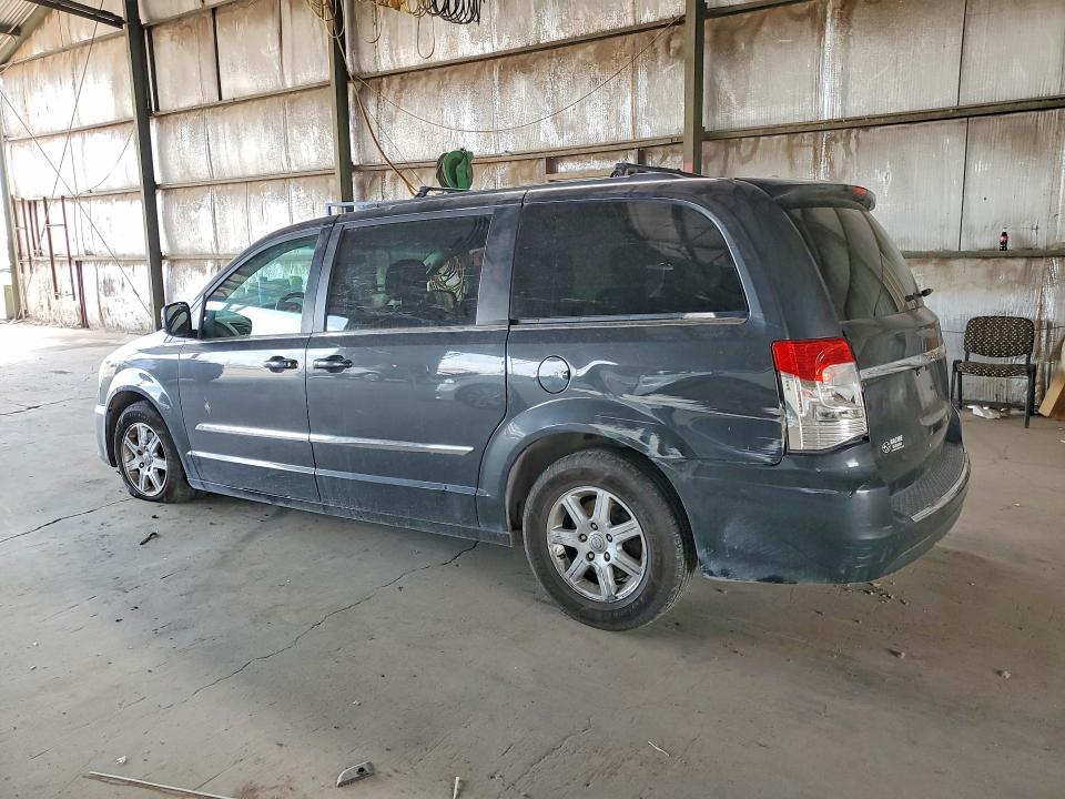 61381906 :رقم المزاد ، 2A4RR5DG2BR715852 vin ، 2011 Chrysler Town & Country مزاد بيع