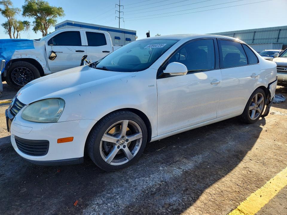 2010 Volkswagen Jetta მანქანა იყიდება აუქციონზე, vin: 3VWRJ7AJ1AM015199, აუქციონის ნომერი: 62844726