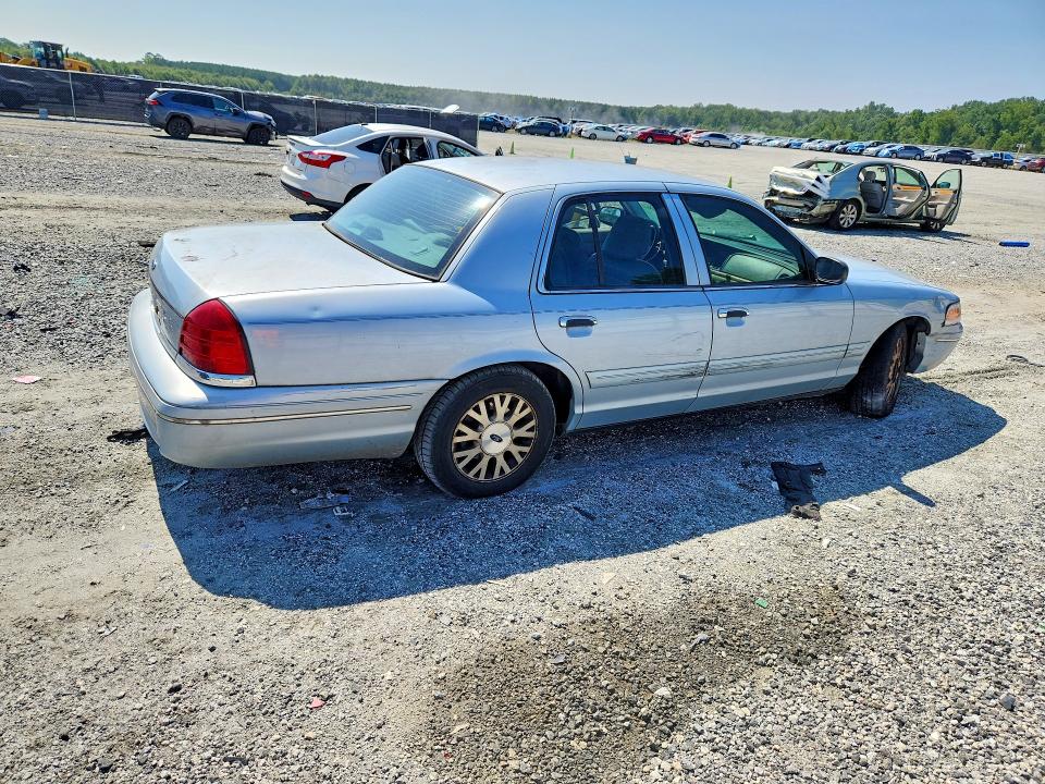 Auction sale of the 2004 Ford Crown Victoria, vin: 2FAFP74W44X128980, lot number: 63022376