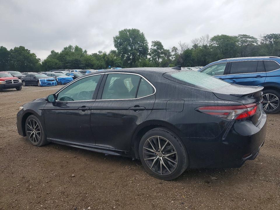 63508646 :رقم المزاد ، 4T1G11AK5PU077849 vin ، 2023 Toyota Camry مزاد بيع
