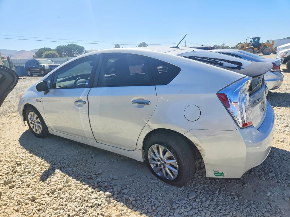 61369926 :رقم المزاد ، JTDKN3DP0E3054701 vin ، 2014 Toyota Prius Plug-in Hybrid مزاد بيع