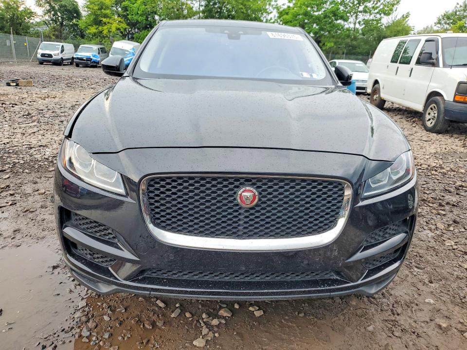 61696376 :رقم المزاد ، SADCS2FX3LA657126 vin ، 2020 Jaguar F-pace مزاد بيع