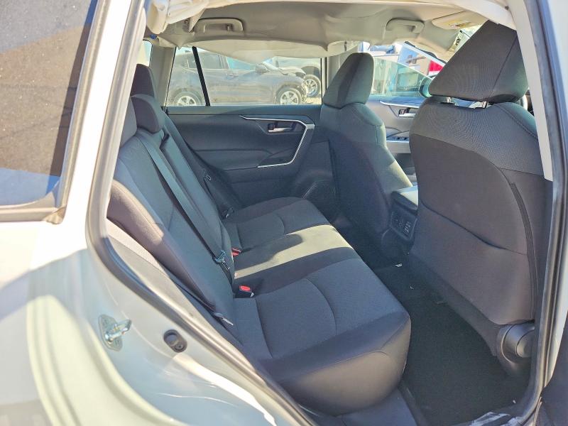 62581776 :رقم المزاد ، 2T3W1RFV3MC162562 vin ، 2021 Toyota Rav4 مزاد بيع