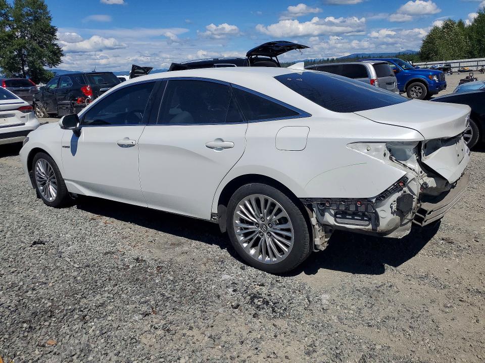 62680866 :رقم المزاد ، 4T1C21FB0LU015600 vin ، 2020 Toyota Avalon مزاد بيع
