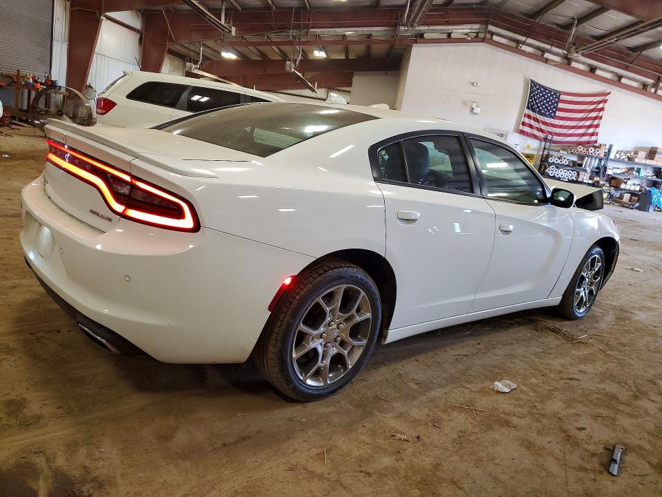 61597886 :رقم المزاد ، 2C3CDXJGXFH760127 vin ، 2015 Dodge Charger مزاد بيع