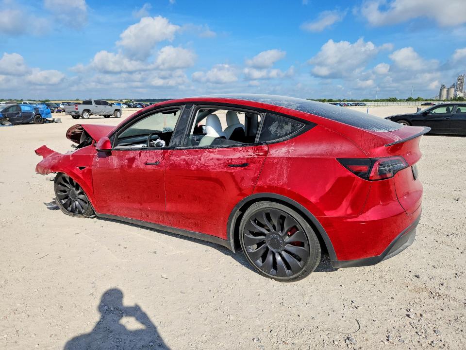 59893776 :رقم المزاد ، 7SAYGDEF6PF947643 vin ، 2023 Tesla Model Y مزاد بيع