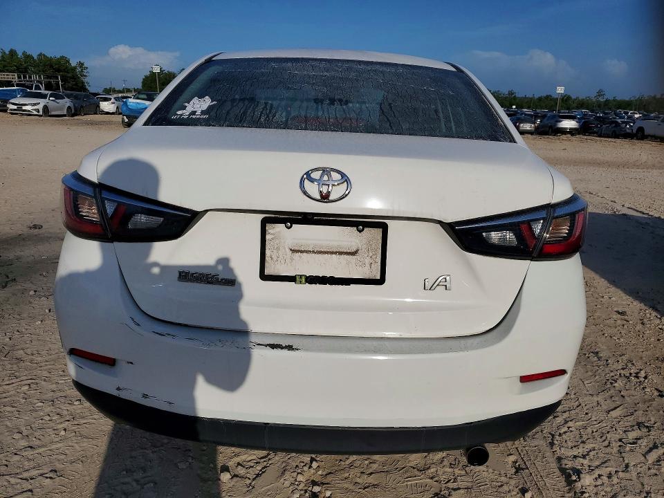 Продаж на аукціоні авто 2017 Toyota Yaris, vin: 3MYDLBYV7HY187549, номер лоту: 60260056