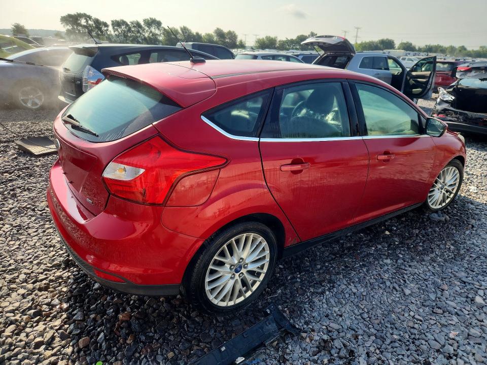 Продажа на аукционе авто 2012 Ford Focus, vin: 1FAHP3M2XCL255078, номер лота: 62389556