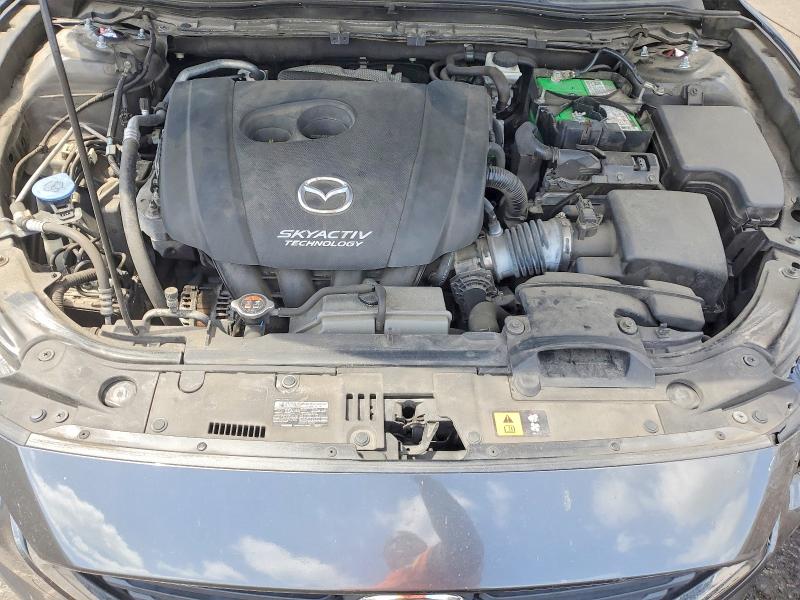 60263486 :رقم المزاد ، 3MZBN1V35JM197259 vin ، 2018 Mazda 3 مزاد بيع