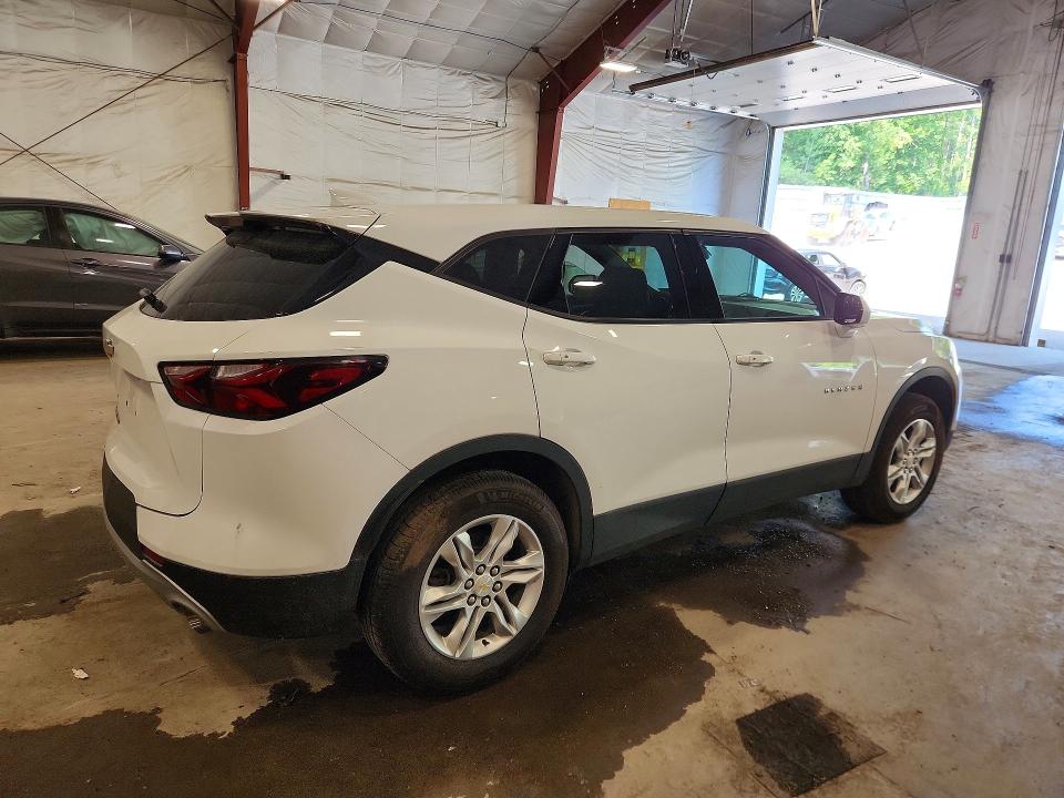 Продаж на аукціоні авто 2021 Chevrolet Blazer, vin: 3GNKBHR48MS582054, номер лоту: 61665716