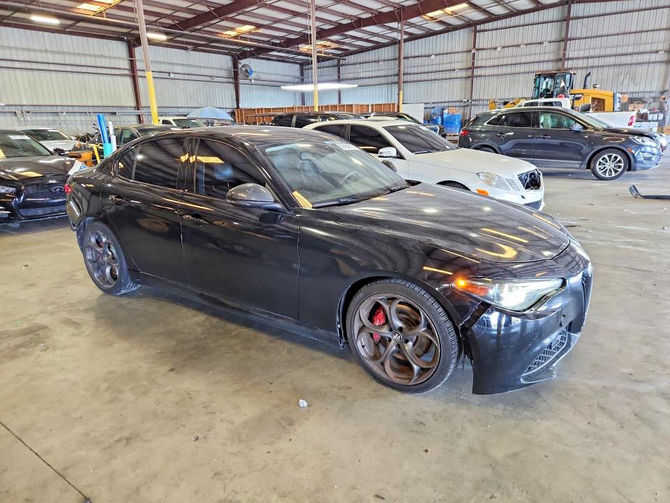 2019 Alfa Romeo Giulia მანქანა იყიდება აუქციონზე, vin: ZARFAMAN4K7622335, აუქციონის ნომერი: 59984516
