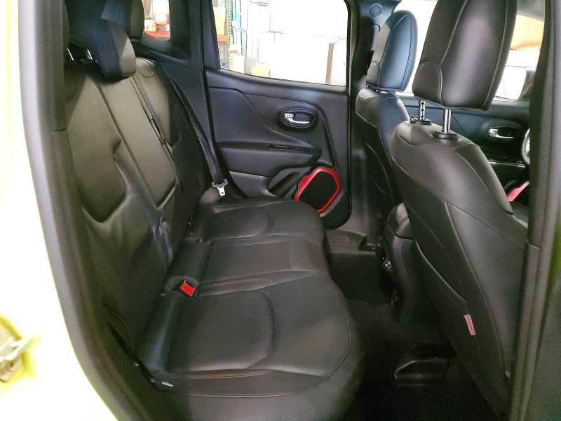 2018 Jeep Renegade მანქანა იყიდება აუქციონზე, vin: ZACCJBCB2JPH86737, აუქციონის ნომერი: 62157636