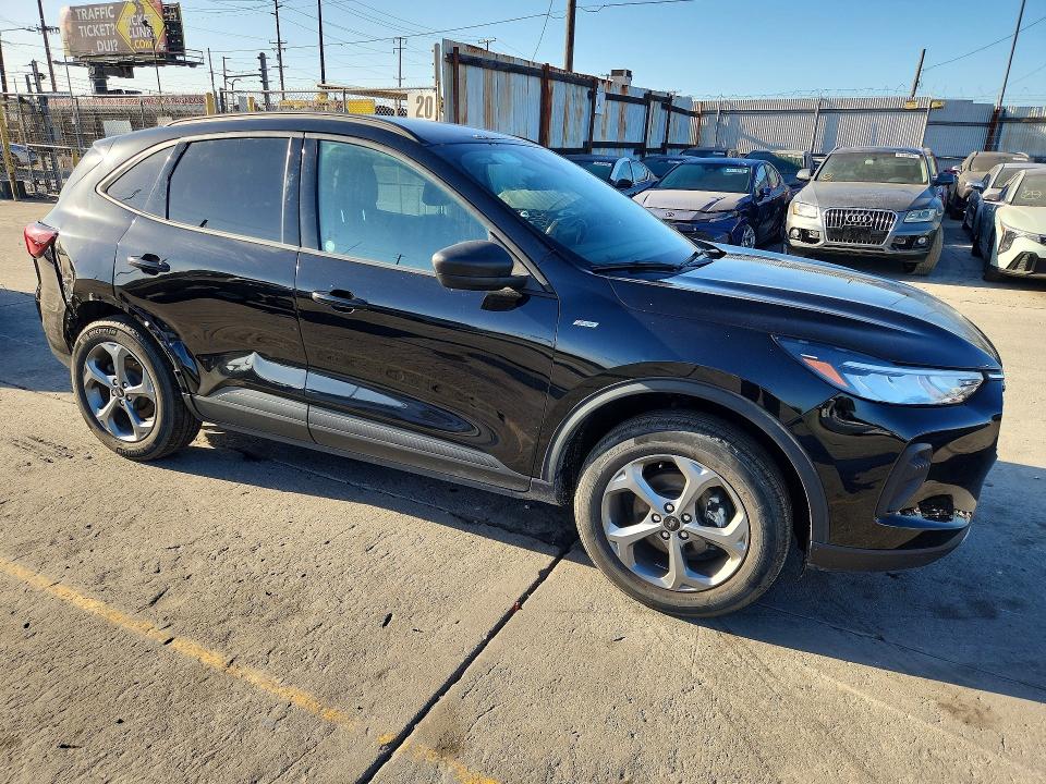 2025 Ford Escape მანქანა იყიდება აუქციონზე, vin: 1FMCU9MNXSUA87845, აუქციონის ნომერი: 62497096