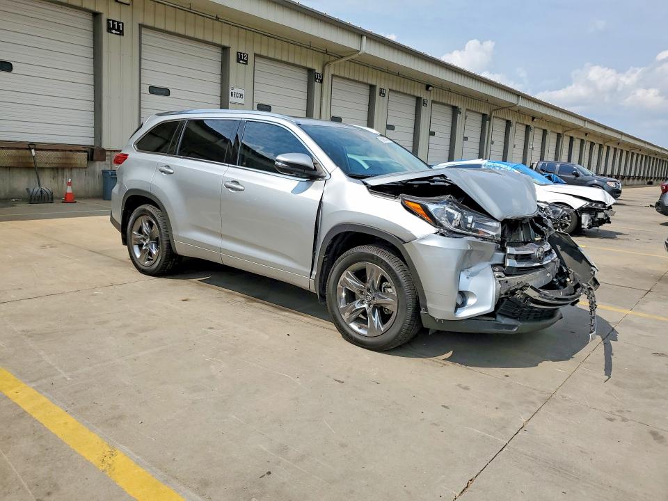 Aukcja sprzedaży 2018 Toyota Highlander, vin: 5TDDZRFH1JS871609, numer aukcji: 62950146