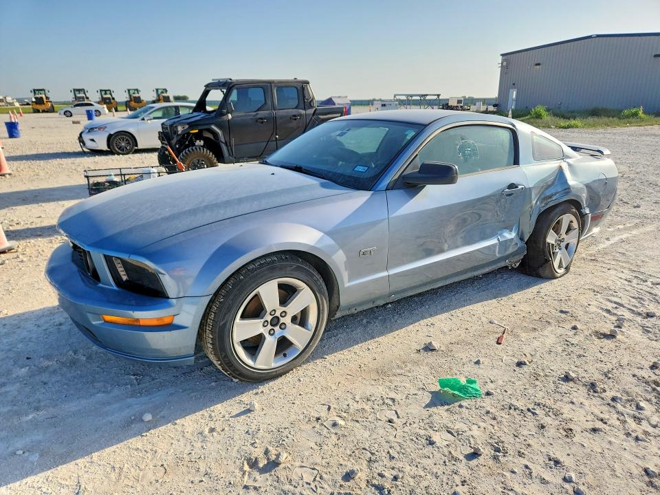 62210246 :رقم المزاد ، 1ZVFT82H865136484 vin ، 2006 Ford Mustang مزاد بيع