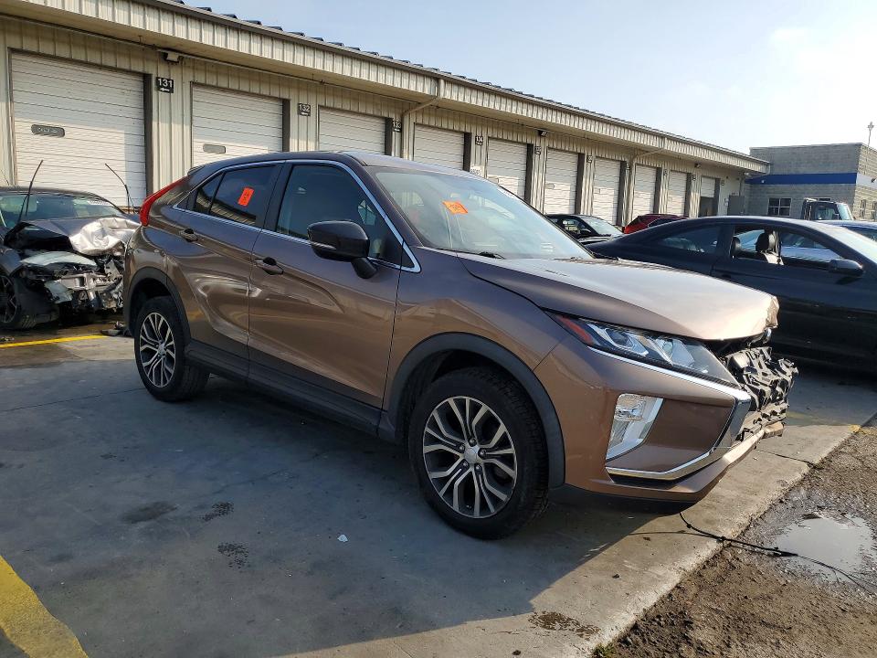 59806916 :رقم المزاد ، JA4AT4AA6JZ043582 vin ، 2018 Mitsubishi Eclipse Cross مزاد بيع
