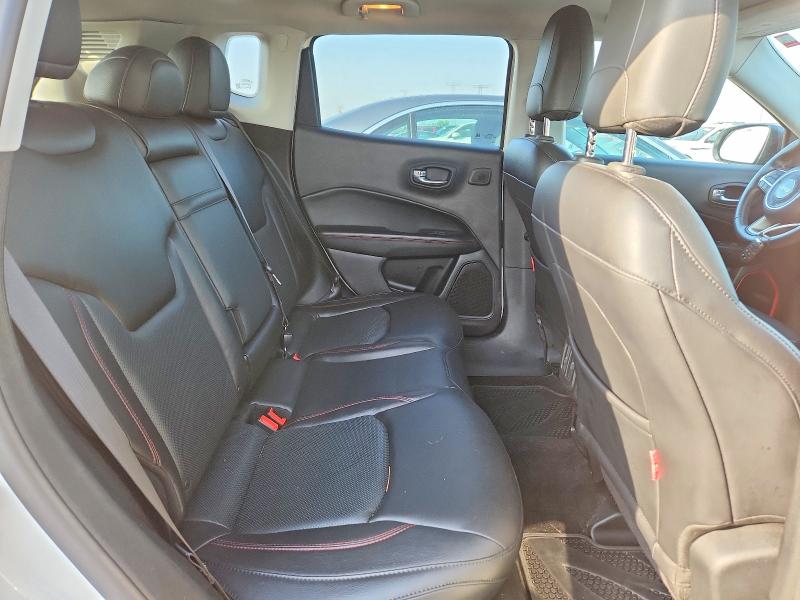 85457465 :رقم المزاد ، 3C4NJDDB7HT632093 vin ، 2017 Jeep Compass مزاد بيع