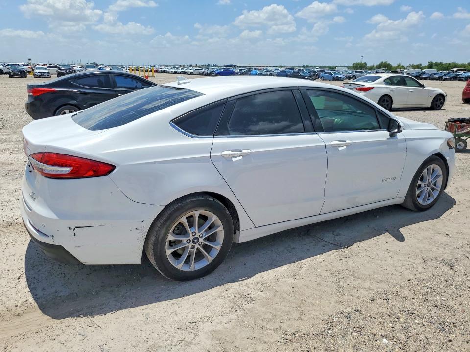 2019 Ford Fusion მანქანა იყიდება აუქციონზე, vin: 3FA6P0LU5KR269186, აუქციონის ნომერი: 62641716