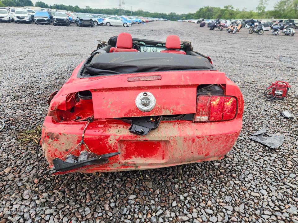 63571356 :رقم المزاد ، 1ZVHT85H775286981 vin ، 2007 Ford Mustang مزاد بيع