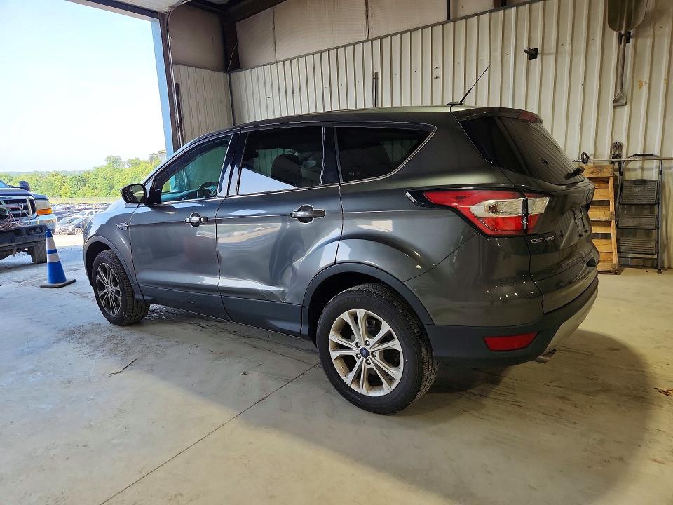 2017 Ford Escape მანქანა იყიდება აუქციონზე, vin: 1FMCU9GD6HUD02066, აუქციონის ნომერი: 61363566