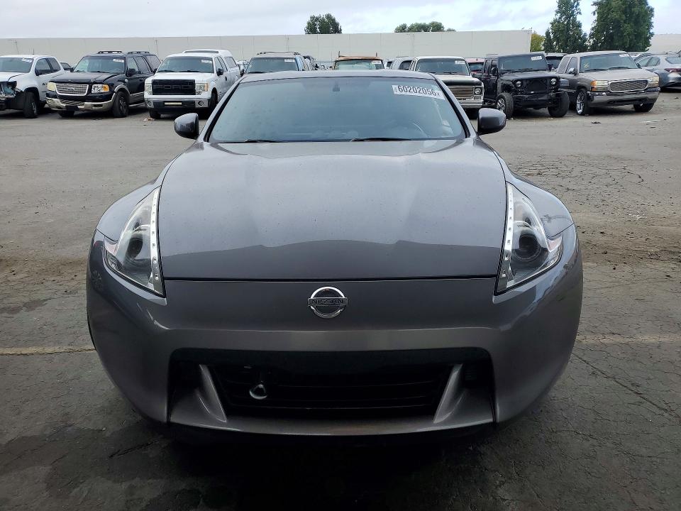 60202056 :رقم المزاد ، JN1AZ4EH6AM500032 vin ، 2010 Nissan 370z مزاد بيع
