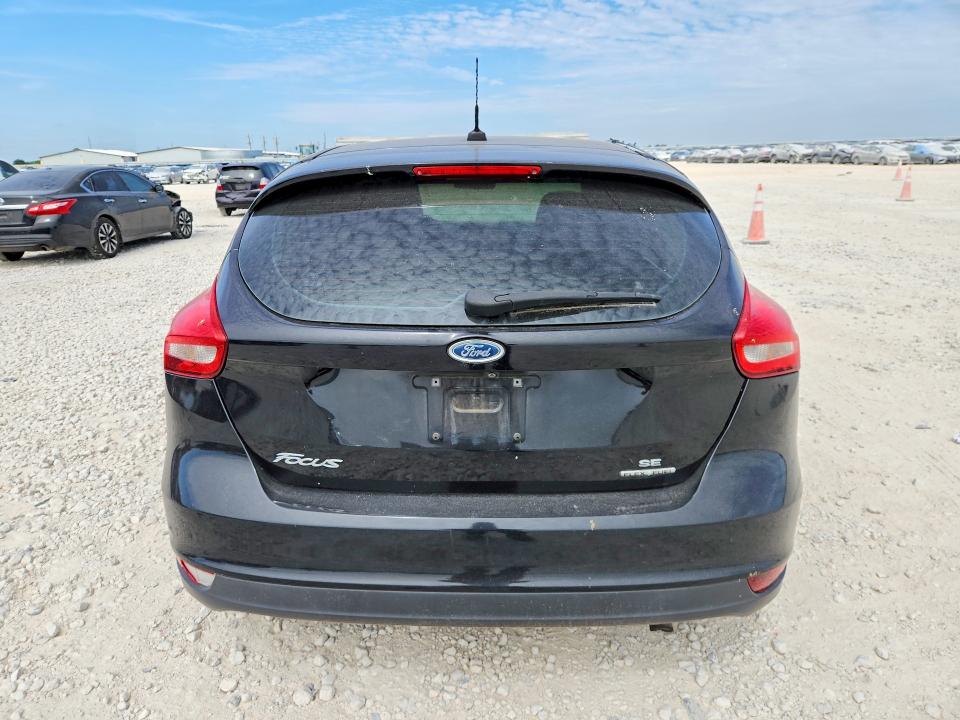 60136456 :رقم المزاد ، 1FADP3K24GL216803 vin ، 2016 Ford Focus مزاد بيع