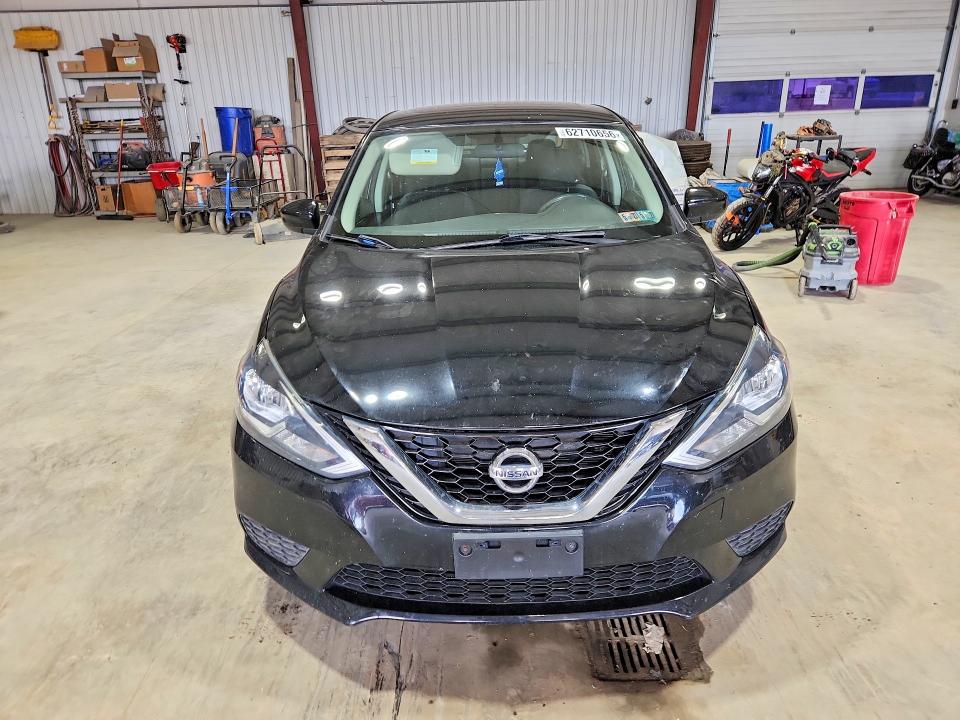 62710656 :رقم المزاد ، 3N1AB7APXHY280744 vin ، 2017 Nissan Sentra مزاد بيع