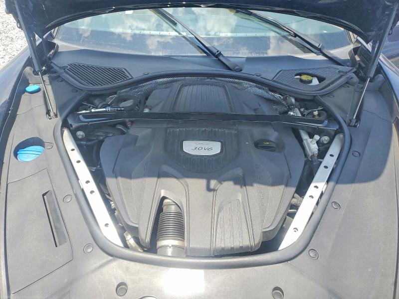 59539486 :رقم المزاد ، WP0AA2A77JL112397 vin ، 2018 Porsche Panamera مزاد بيع