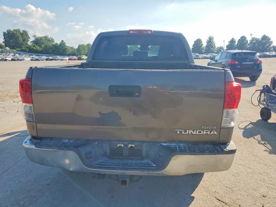60668486 :رقم المزاد ، 5TFEY5F12BX110375 vin ، 2011 Toyota Tundra مزاد بيع
