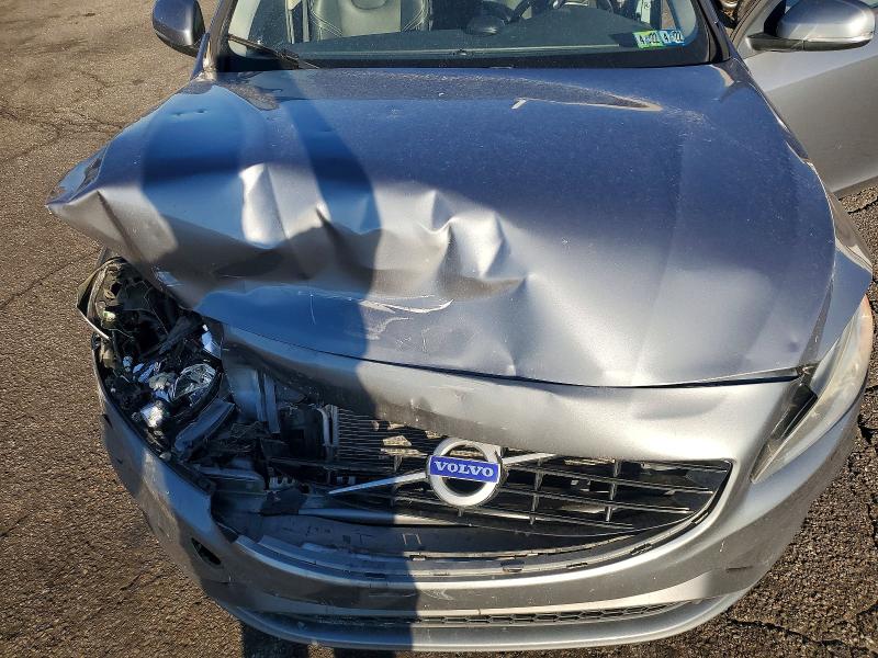 2018 Volvo S60 მანქანა იყიდება აუქციონზე, vin: YV140MTL1J2460637, აუქციონის ნომერი: 61027386
